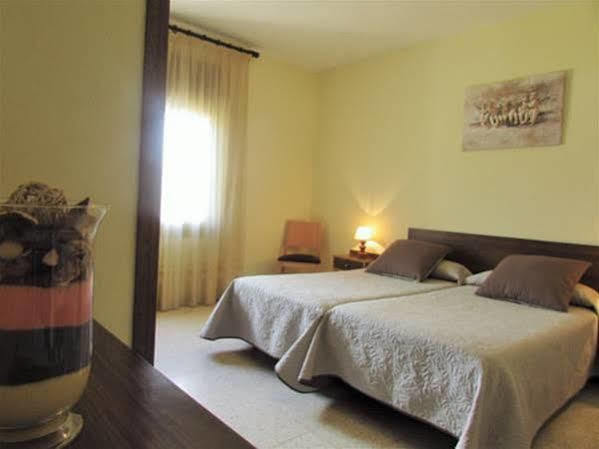 Hostal Can Bassalis Pals Exterior foto